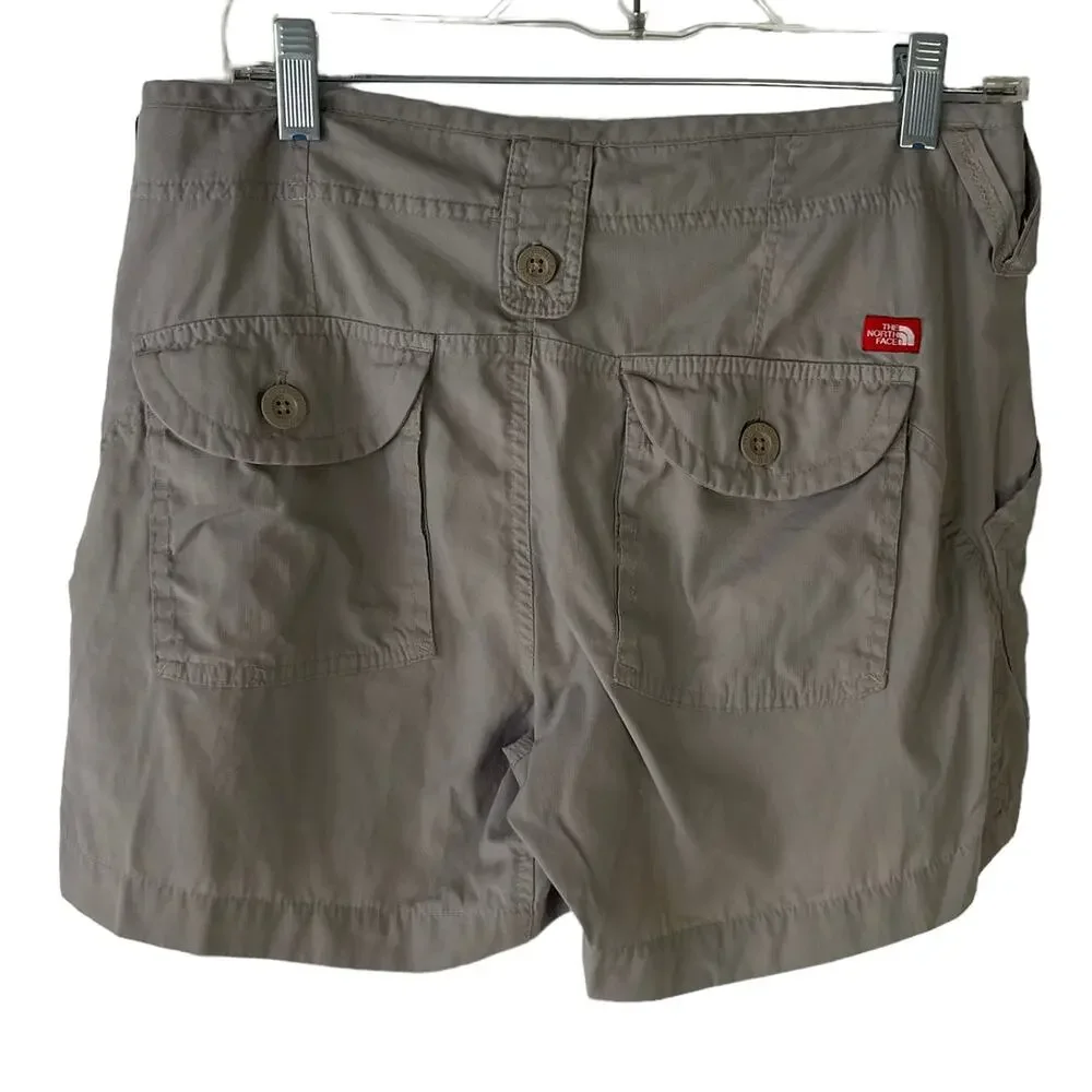 The North Face Women's Size 6 Cargo Khaki‎ Outdoors Shorts